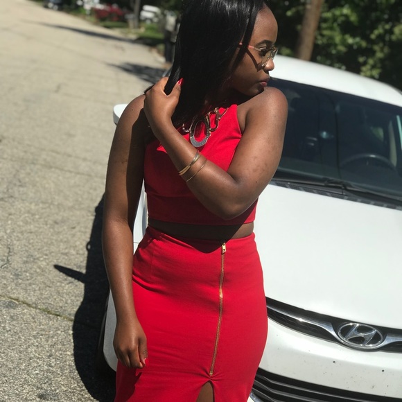 Prom/ military ball dresses - Picture 2 of 6